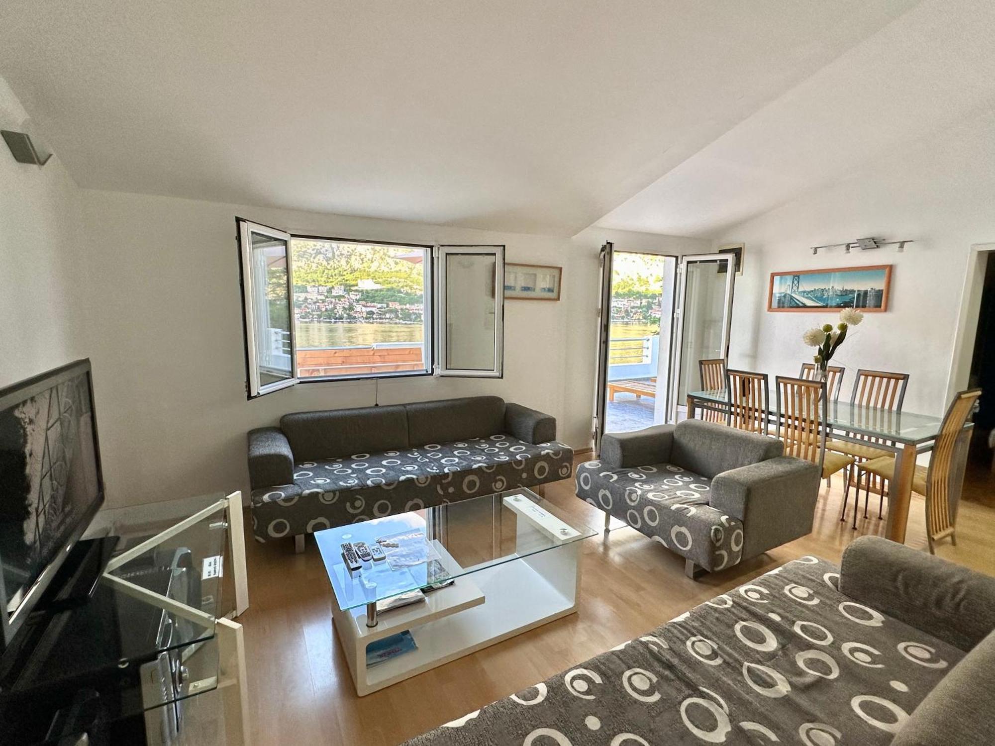 House With Big Terrace And Beautiful Sea View Villa Kotor Exteriör bild